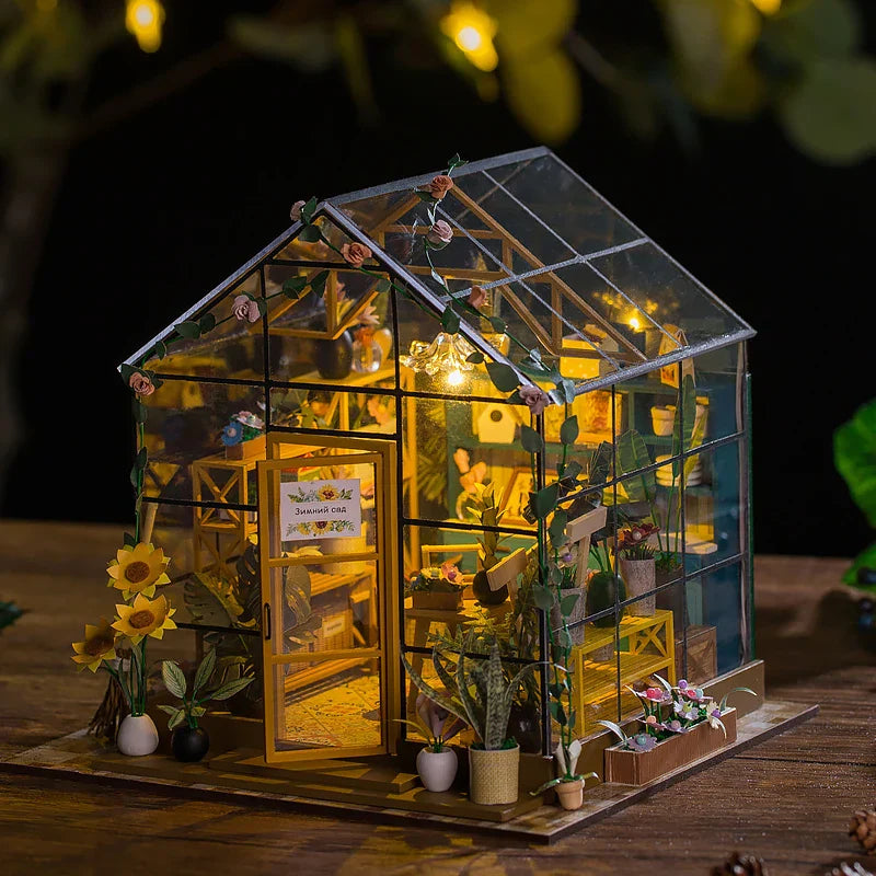 Miniature House Building Toy – DIY Dollhouse Kit for Kids